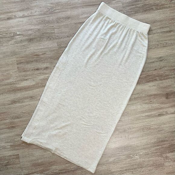 Elie Tahari Beige Heather Side Slit Knit Maxi Skirt Size Small NWT - Picture 5 of 7